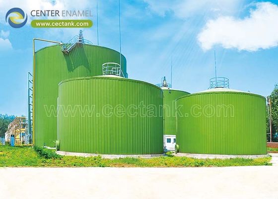 Tangki baja berlapis kaca sebagai reaktor tangki yang terus-menerus dicampur (CSTR) di pabrik biogas